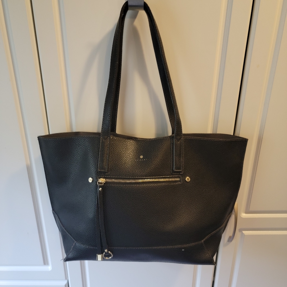 Travanti Large Tote Bag with Matching Pouch